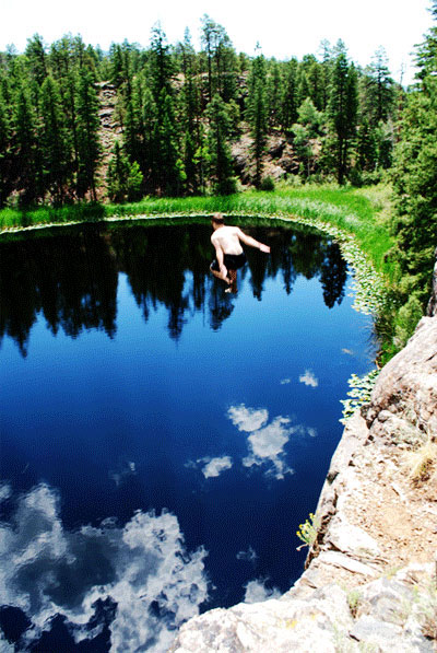 cliffjump1